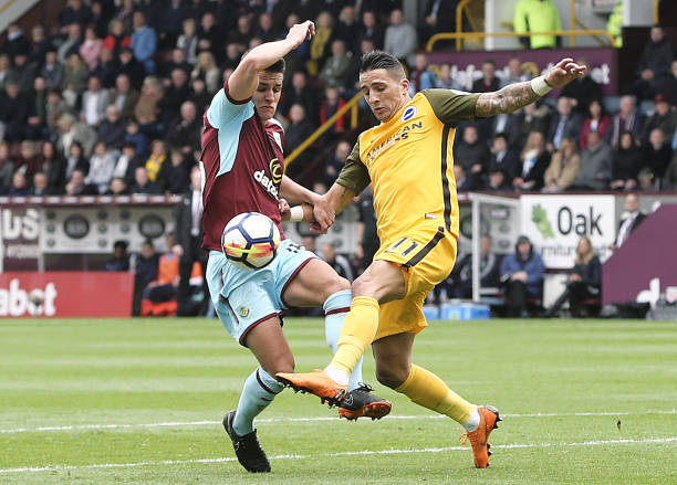 中国足球的 中国足球的