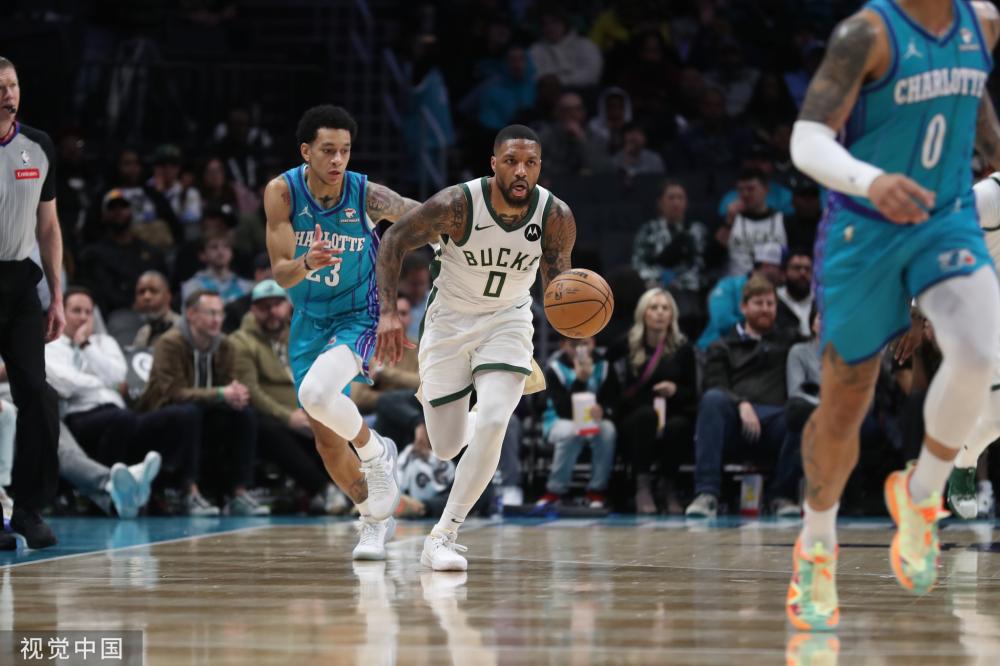 随着春节假 随着春节假