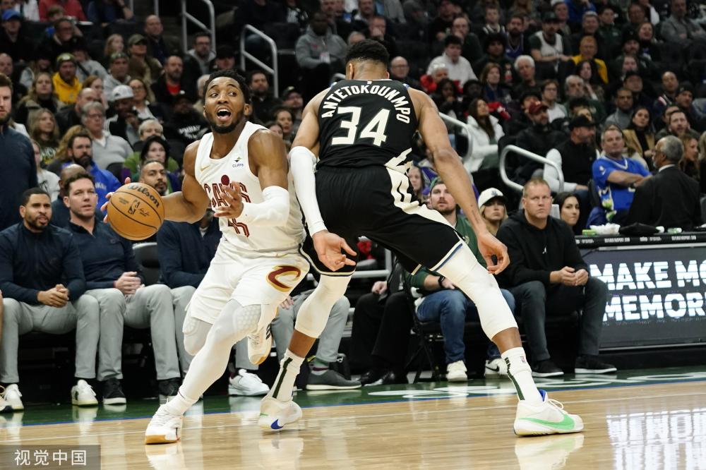 发力十足的 发力十足的